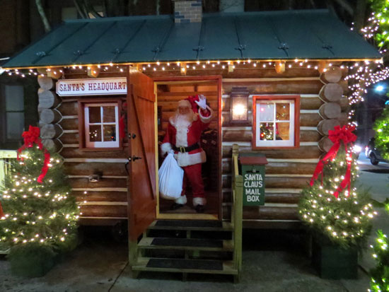 Hanover Pa Santa Cabin : Home